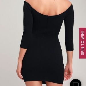 Black off-the-shoulder bodycon dress